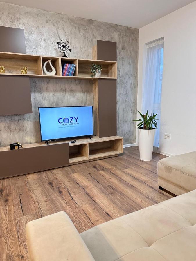 Deluxe Cozy Apartments - Coresi Mall #Brașov Exterior foto